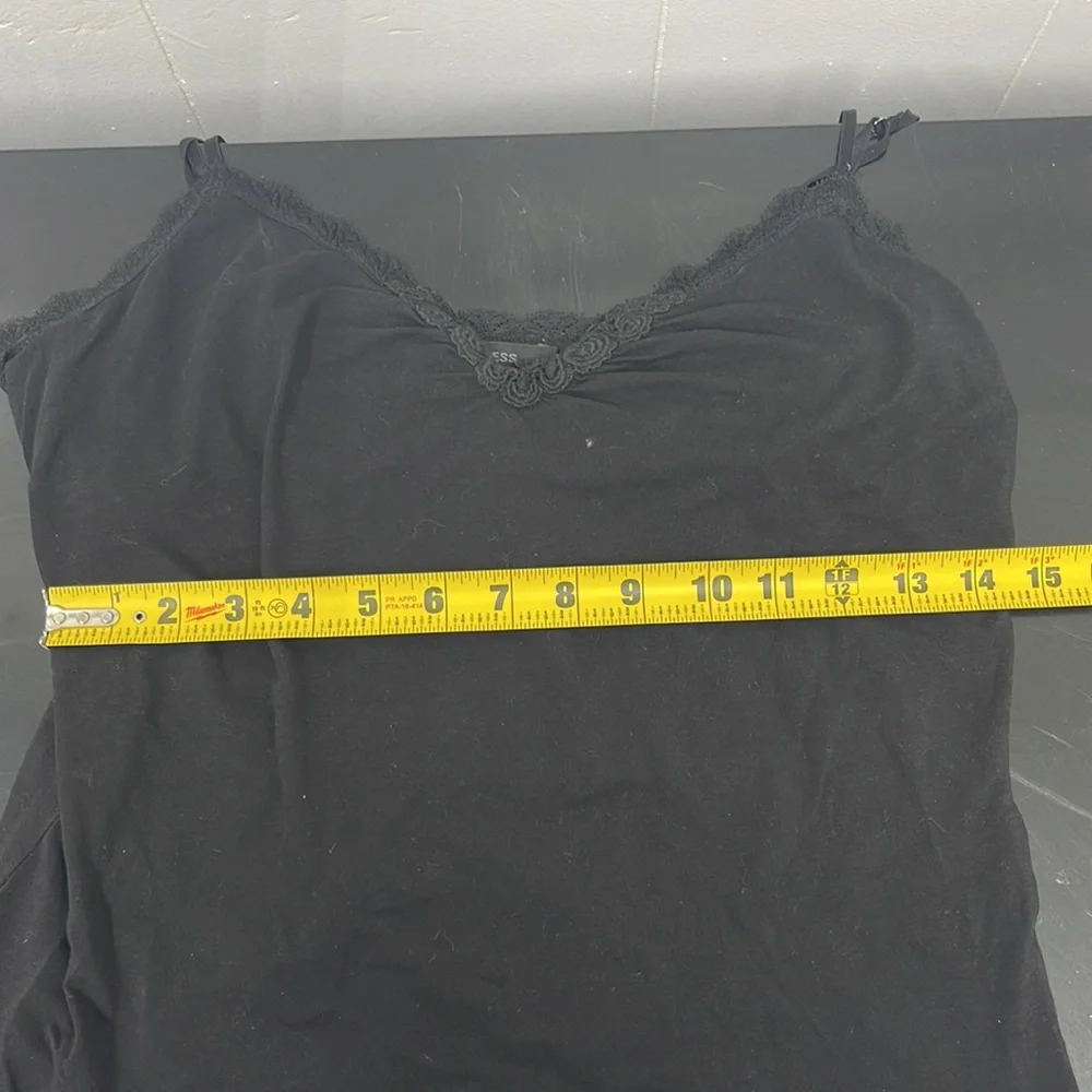 Large Express Tank Top - Picture 6 of 7